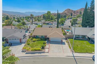30315 Honeysuckle Hill Drive, Santa Clarita, CA 91387 - Photo 47