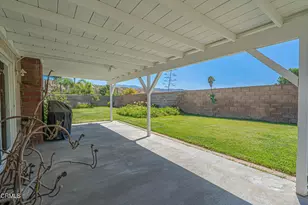30315 Honeysuckle Hill Dr, Santa Clarita, CA 91387 - Photo 39