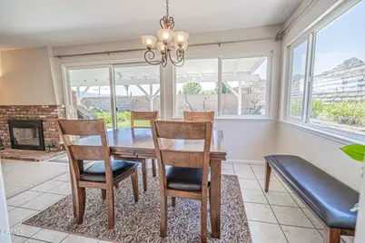 30315 Honeysuckle Hill Drive, Santa Clarita, CA 91387 - Photo 13