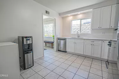 30315 Honeysuckle Hill Drive, Santa Clarita, CA 91387 - Photo 17