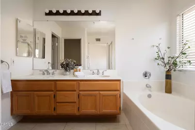 708 Binnacle Street, Oxnard, CA 93035 - Photo 21