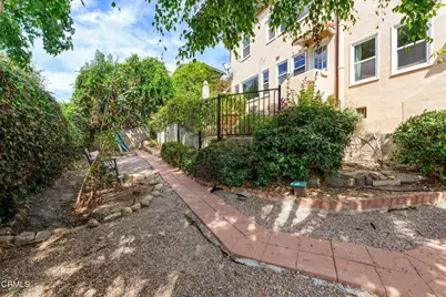 832 Buena Vista Street, Ventura, CA 93001 - Photo 37