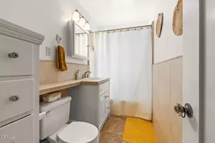 832 Buena Vista St, Ventura, CA 93001 - Photo 29