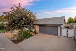 2717 Carlmont Pl, Simi Valley, CA 93065 - Photo 15