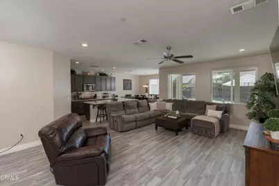 4233 Aloe Court, Bakersfield, CA 93314 - Photo 9