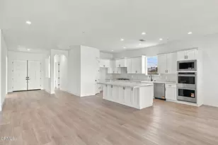 3701 Dayco Wy, Bakersfield, CA 93314 - Photo 11