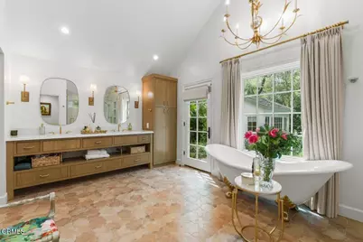 601 Foothill Road, Ojai, CA 93023 - Photo 31