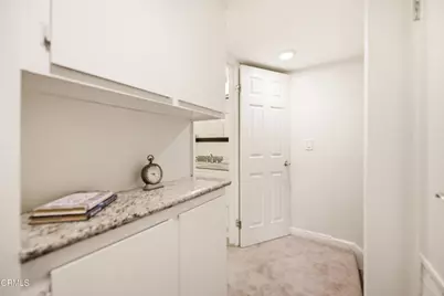 1124 Landsburn Circle, Westlake Village, CA 91361 - Photo 17