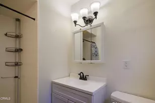 411 E Yucca St, Oxnard, CA 93033 - Photo 15