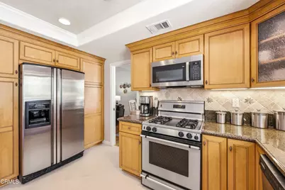 13198 Sleepy Wind Street, Moorpark, CA 93021 - Photo 17