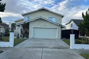 1631 Lindsay Pl, Oxnard, CA 93033 - Photo 1