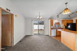 975 W Telegraph Rd, Santa Paula, CA 93060 - Photo 9