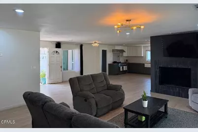 349 Calle Larios, Camarillo, CA 93010 - Photo 15