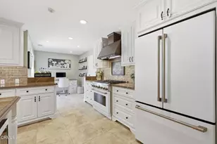 1085 Paquita St, Camarillo, CA 93012 - Photo 17