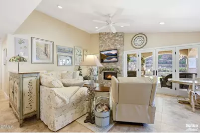 1085 Paquita Street, Camarillo, CA 93012 - Photo 9