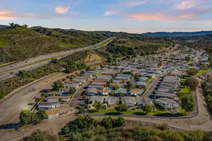 15750 Arroyo Dr, Moorpark, CA 93021 - Photo 35