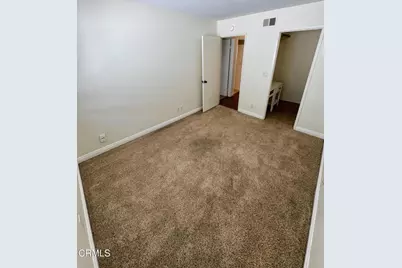 1136 Acadia Place #4, Ventura, CA 93003 - Photo 11