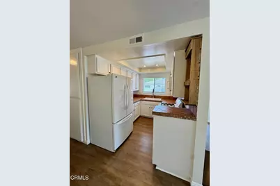 1136 Acadia Place #4, Ventura, CA 93003 - Photo 7