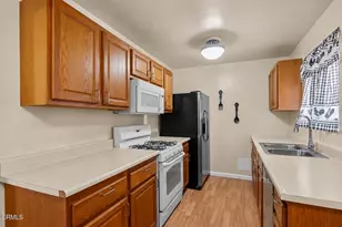 251 C St, Fillmore, CA 93015 - Photo 7