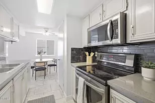 1137 Chalmette Ave, Ventura, CA 93003 - Photo 13