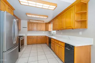 218 Warren Ave, Santa Paula, CA 93060 - Photo 9