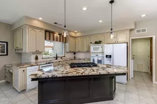 13806 Table Rock Ave, Bakersfield, CA 93314 - Photo 11