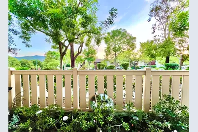 751 Birchpark Circle #102, Thousand Oaks, CA 91360 - Photo 3