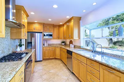 284 Bent Twig Avenue, Camarillo, CA 93012 - Photo 11