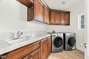 1910 Heaton St, Bakersfield, CA 93311 - Photo 65