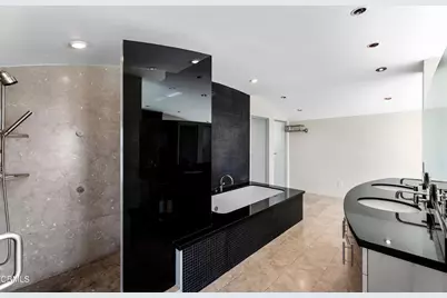 4015 Ocean Drive, Oxnard, CA 93035 - Photo 27