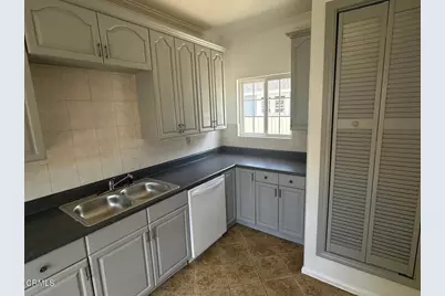 3040 Crescent Way, Thousand Oaks, CA 91362 - Photo 7
