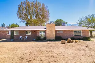2714 W Ave M8, Palmdale, CA 93551 - Photo 1