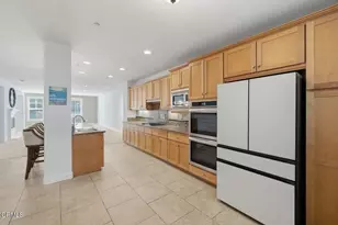 1423 Windshore Way, Oxnard, CA 93035 - Photo 13