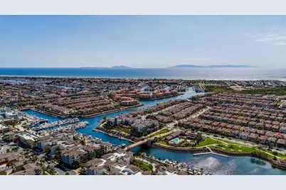 4008 Tradewinds Drive, Oxnard, CA 93035 - Photo 3
