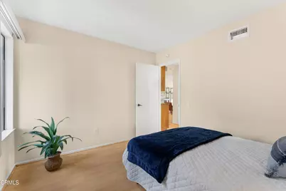 18113 Village 18, Camarillo, CA 93012 - Photo 19