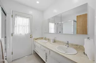 1852 Weston Cir, Camarillo, CA 93010 - Photo 29
