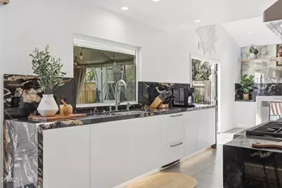 9998 Jamestown Street, Ventura, CA 93004 - Photo 13