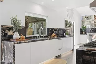 9998 Jamestown St, Ventura, CA 93004 - Photo 13
