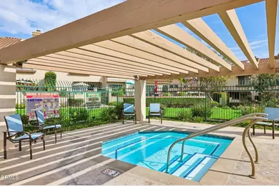 390 Country Club Drive #B, Simi Valley, CA 93065 - Photo 37