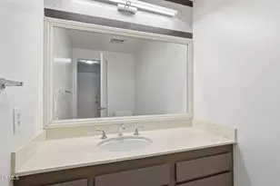 19860 Arminta St, Winnetka, CA 91306 - Photo 21