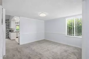 19860 Arminta St, Winnetka, CA 91306 - Photo 11