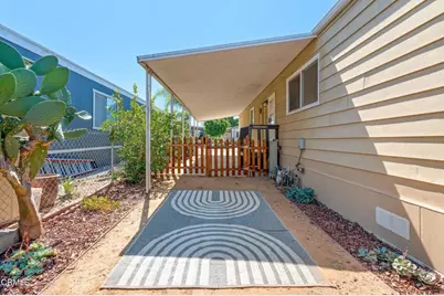 133 Calle De La Rosa #133, Camarillo, CA 93012 - Photo 25