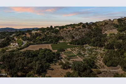 10674 Creek Road, Ojai, CA 93023 - Photo 21