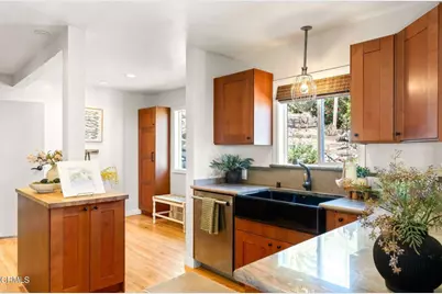 1293 Buena Vista Street, Ventura, CA 93001 - Photo 29