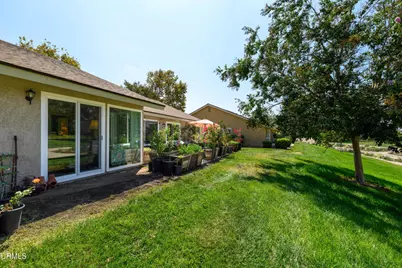 18108 Village 18, Camarillo, CA 93012 - Photo 9