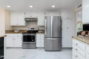 18108 Village 18, Camarillo, CA 93012 - Photo 51
