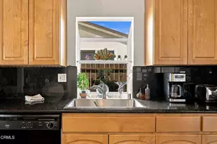 16351 Labrador St, Northridge, CA 91343 - Photo 7