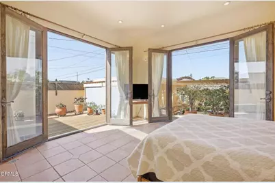 111 S Catalina Street, Ventura, CA 93001 - Photo 21