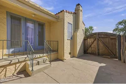 111 S Catalina Street, Ventura, CA 93001 - Photo 37