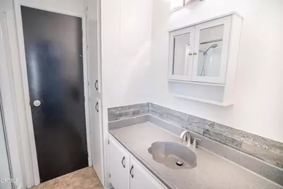 120 Calle De La Rosa #120, Camarillo, CA 93012 - Photo 15